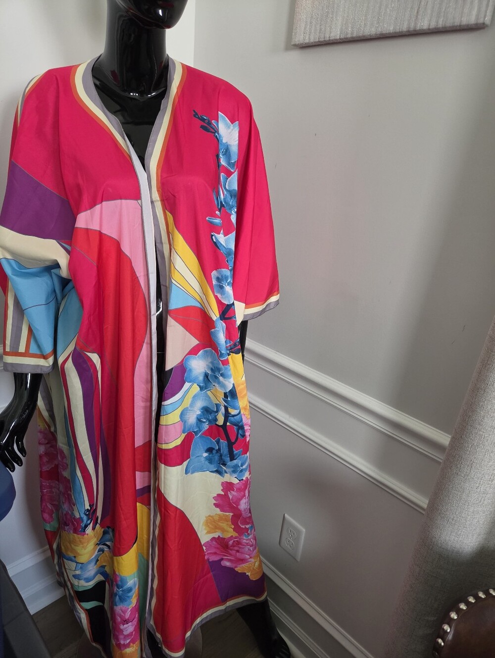 Floral Kimono in Red & Multicolor Like New